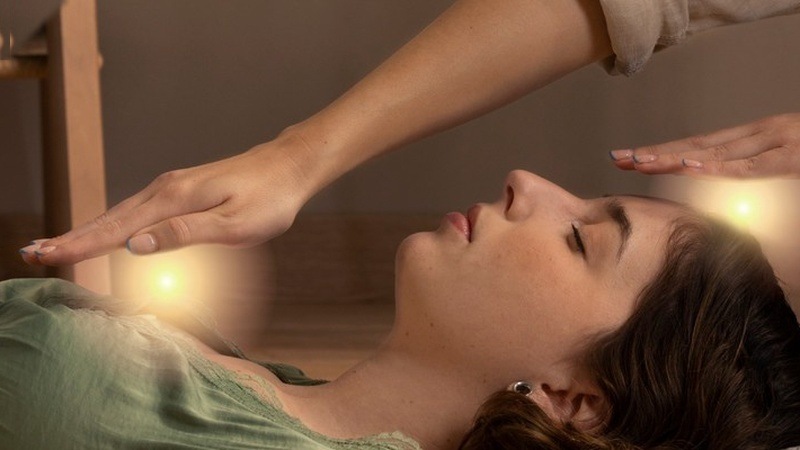 Magnetic Healing Passes in Mesmerism